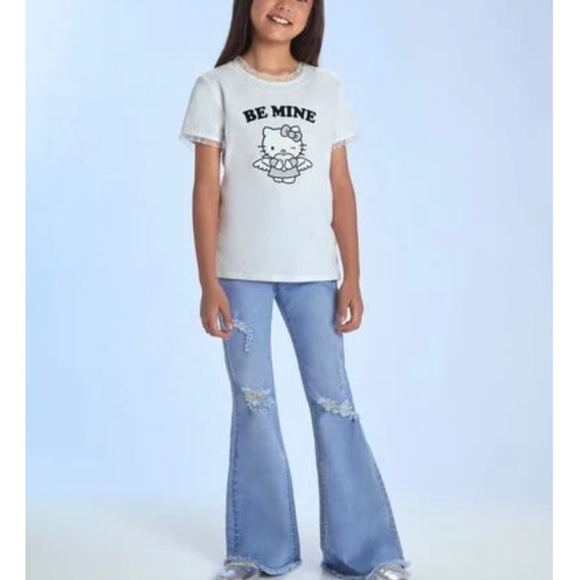 GIRLS HELLO KITTY LACE TRIM GRAPHIC TEE KIDS - Picture 2 of 8